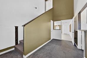 611 W Spring Valley Road - Photo 25