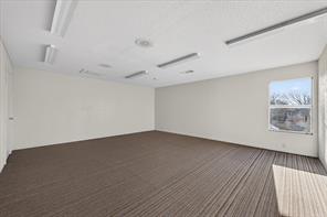 611 W Spring Valley Road - Photo 31
