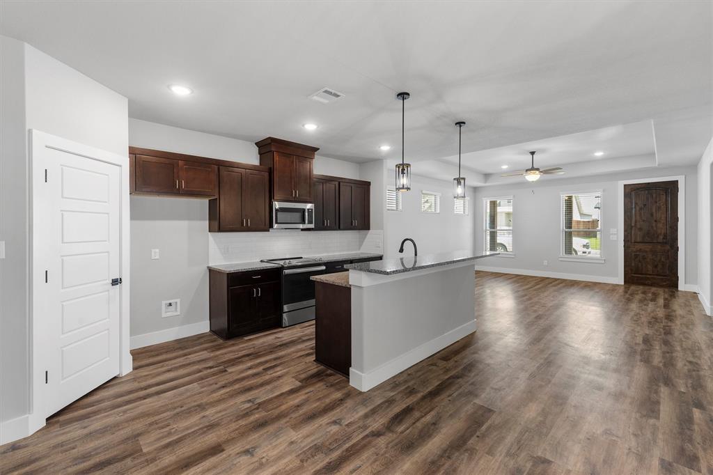 641 The Cottages Drive - Photo 13