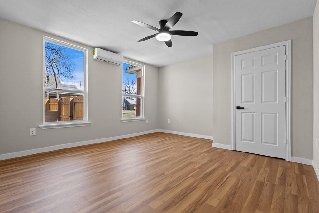 405 E 9th Street - Photo 21
