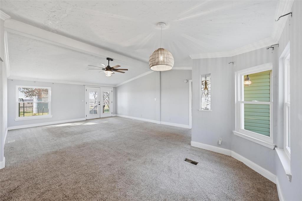 1050 Stadium Drive - Photo 17