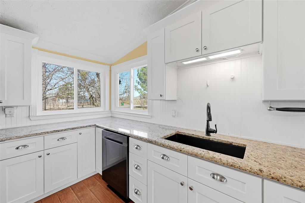 1050 Stadium Drive - Photo 21