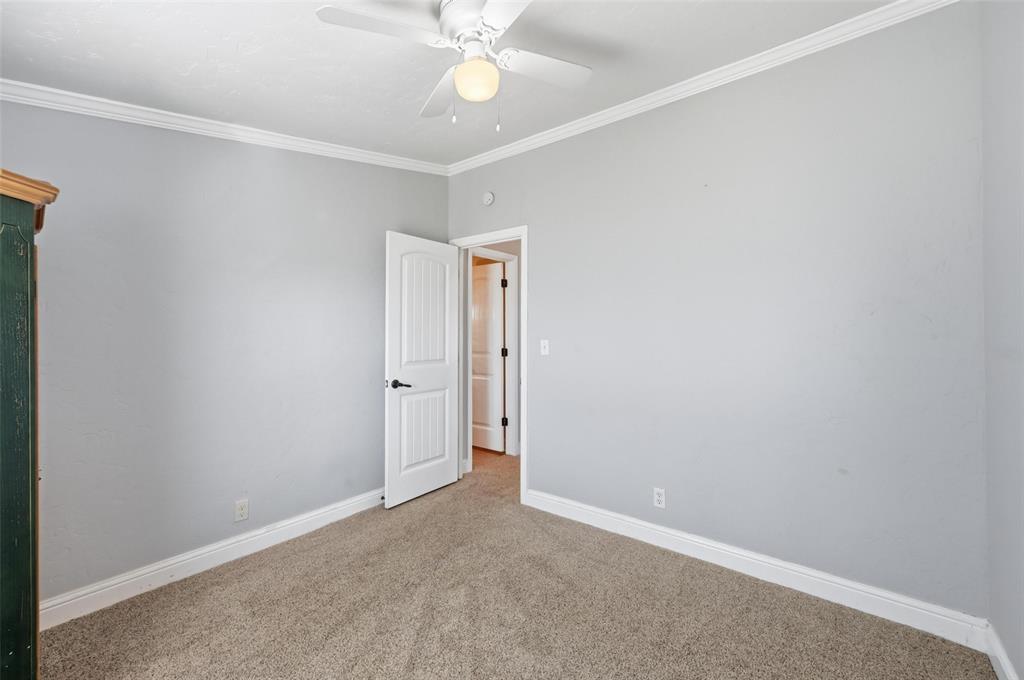 1050 Stadium Drive - Photo 27