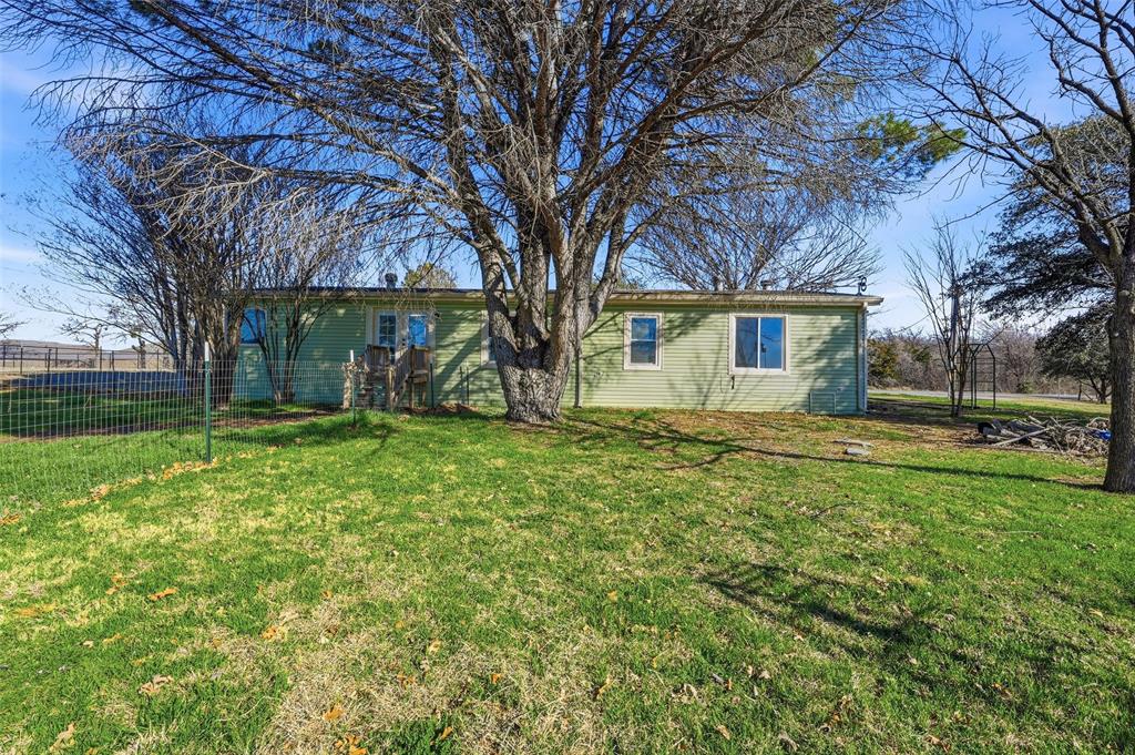 1050 Stadium Drive - Photo 33