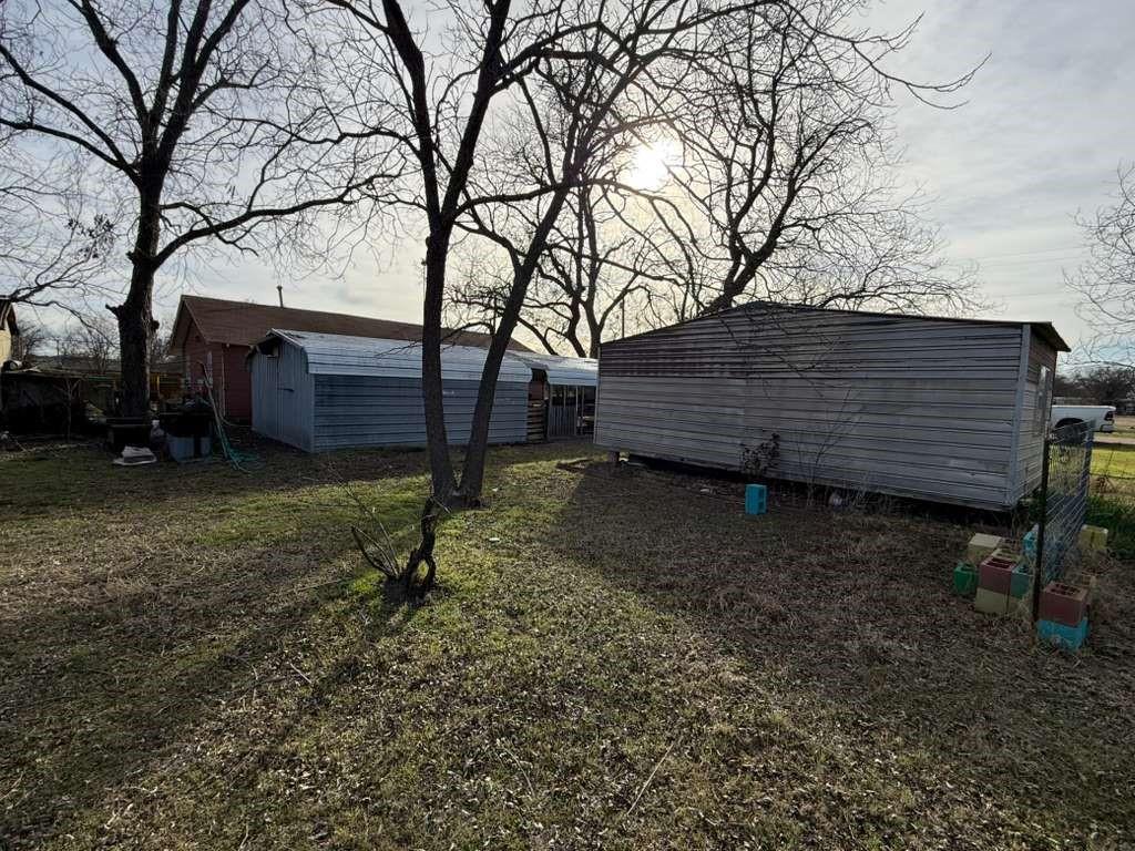 710 Whitney Street - Photo 13