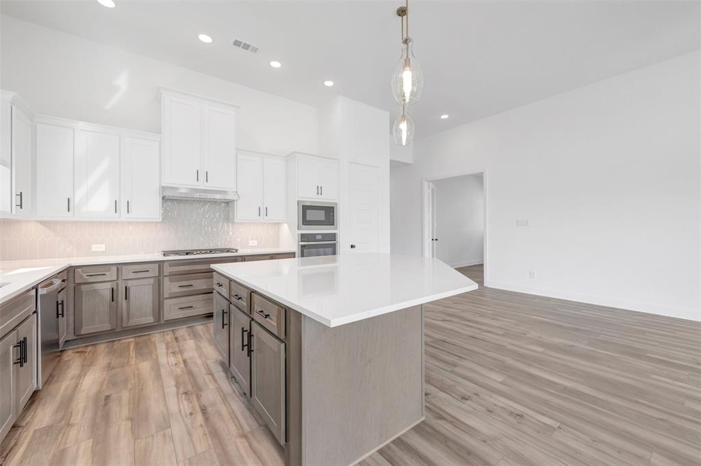 7852 Pondview Lane - Photo 12