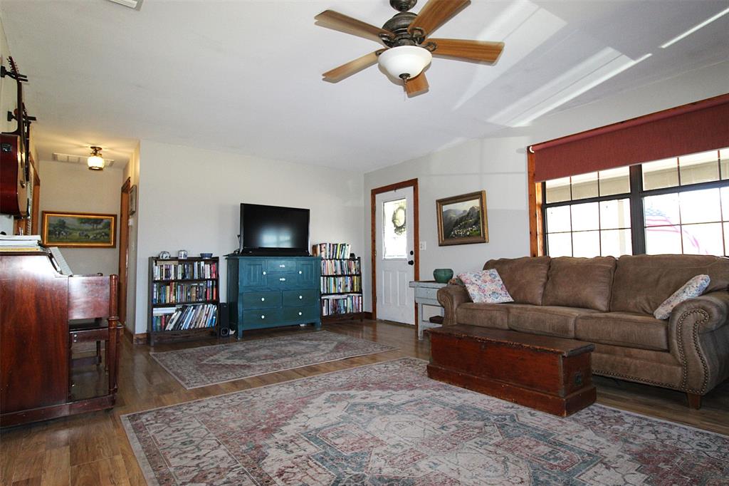 4776 NE County Road 2120 Road - Photo 5