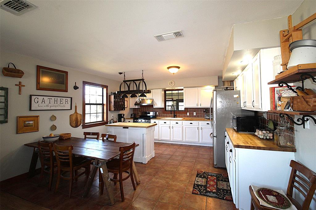 4776 NE County Road 2120 Road - Photo 8