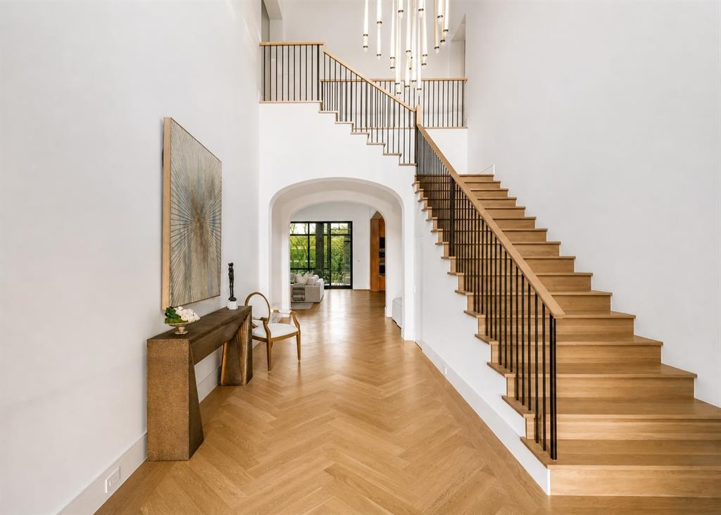 10010 Strait Lane - Photo 11