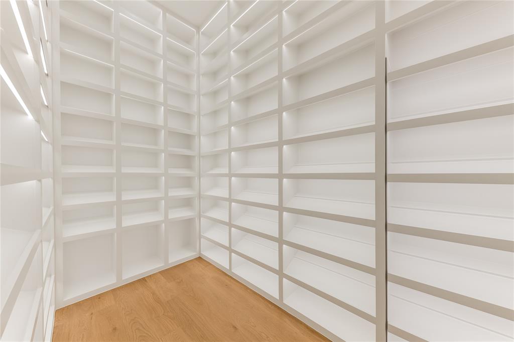 10010 Strait Lane - Photo 30