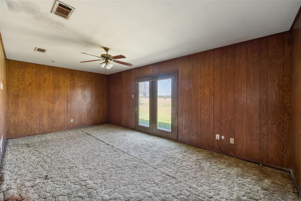 627 FM 633 - Photo 17