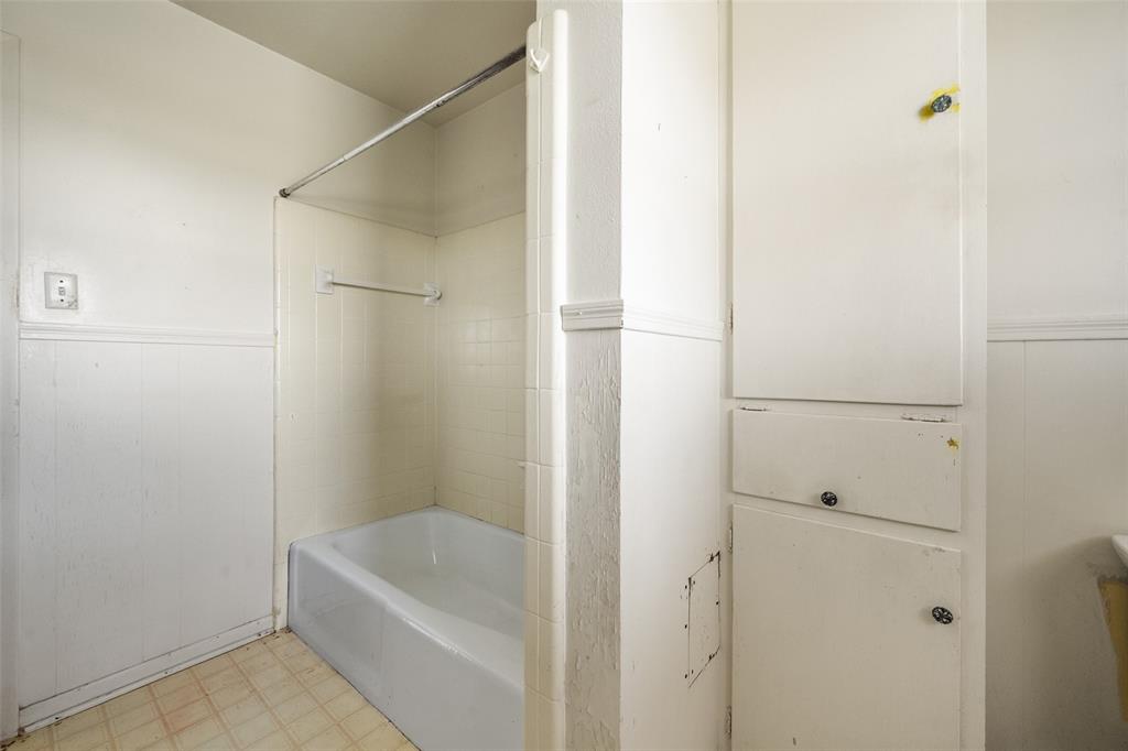 627 FM 633 - Photo 24