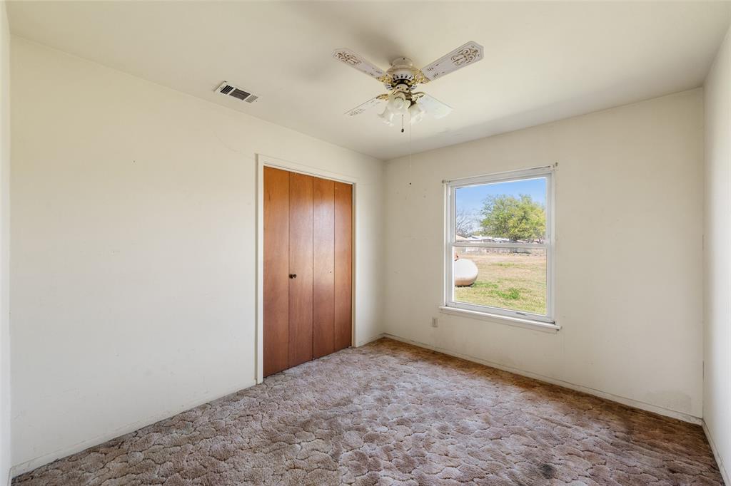 627 FM 633 - Photo 25