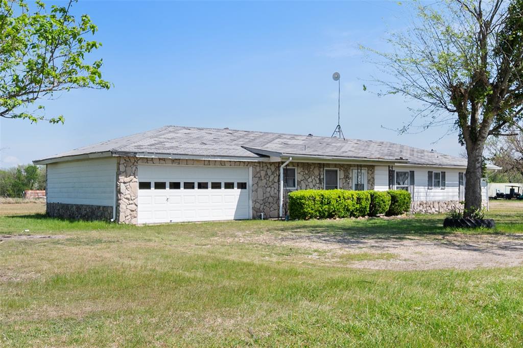627 FM 633 - Photo 5