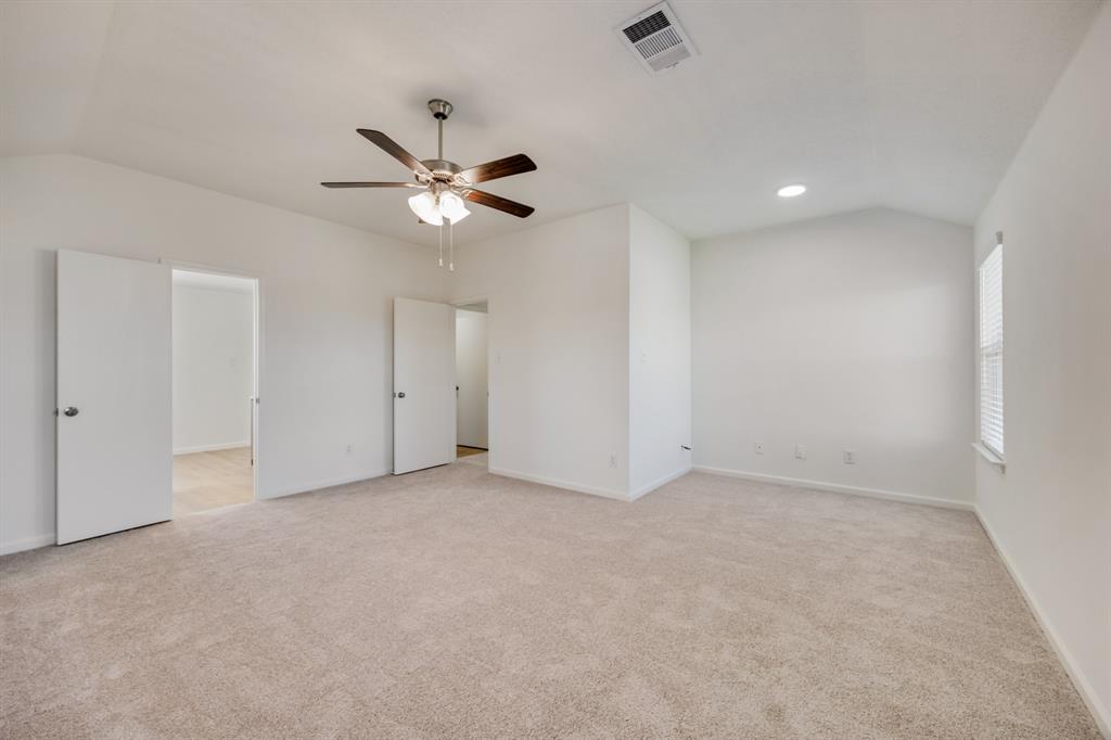 1541 Fairfield Drive - Photo 14