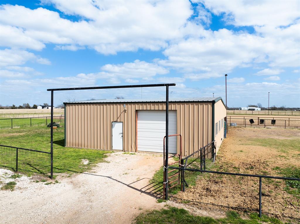 7803 Fm 35 - Photo 36