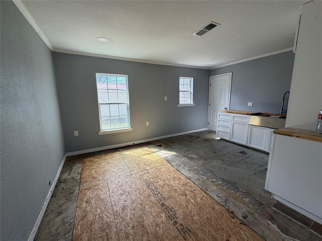 1613 Lexington Street - Photo 4