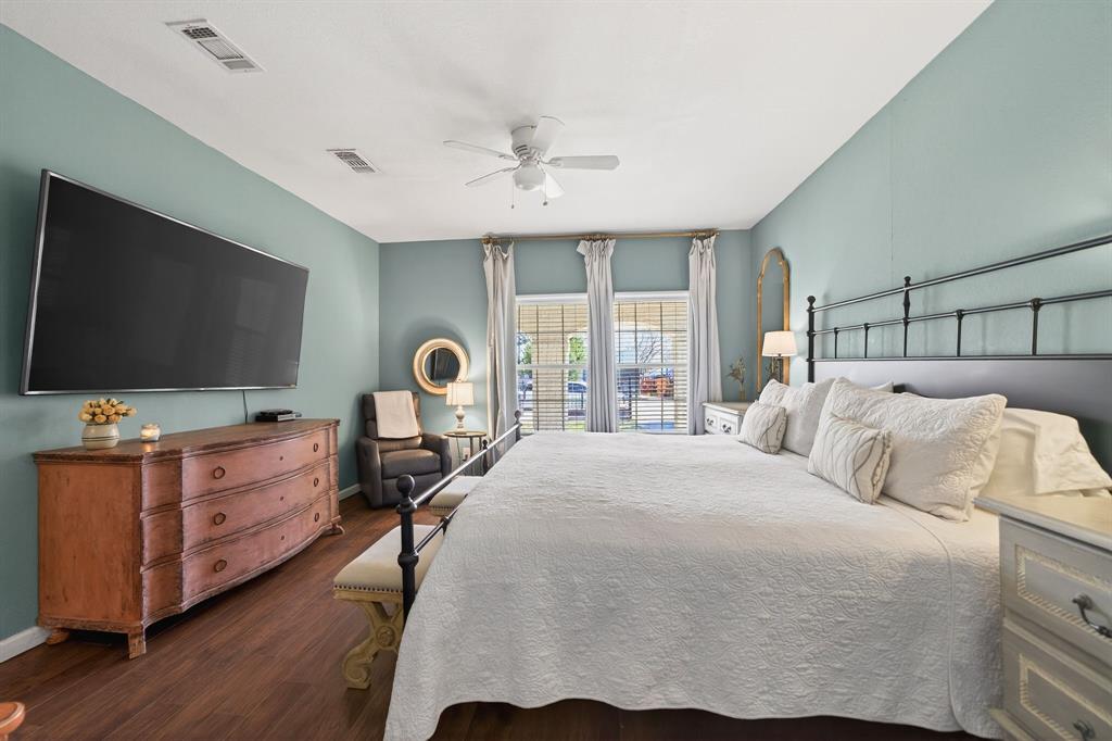 607 Bethpage Avenue - Photo 15