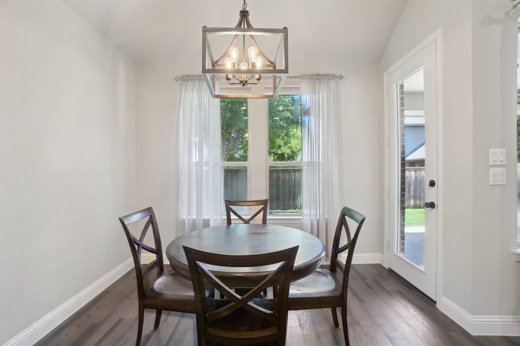 7804 Lewisville Lane - Photo 10