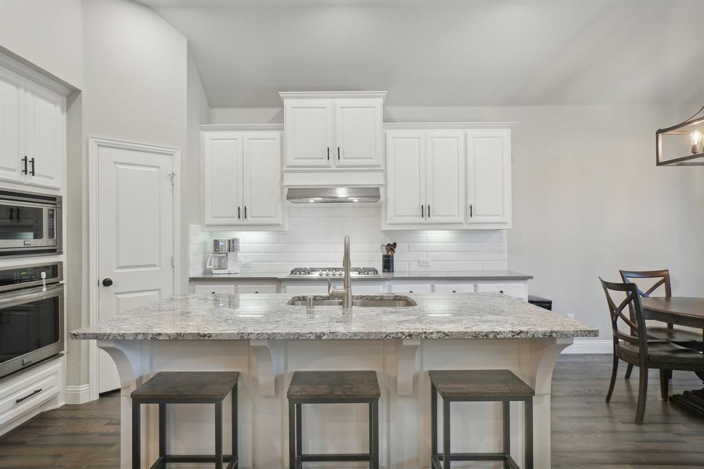 7804 Lewisville Lane - Photo 13