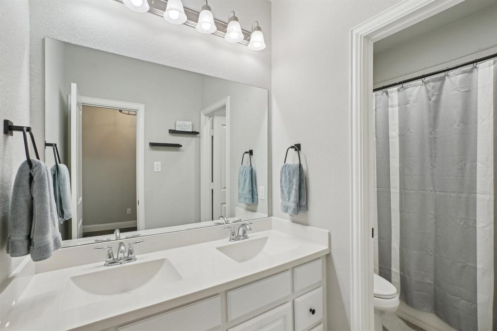 7804 Lewisville Lane - Photo 18