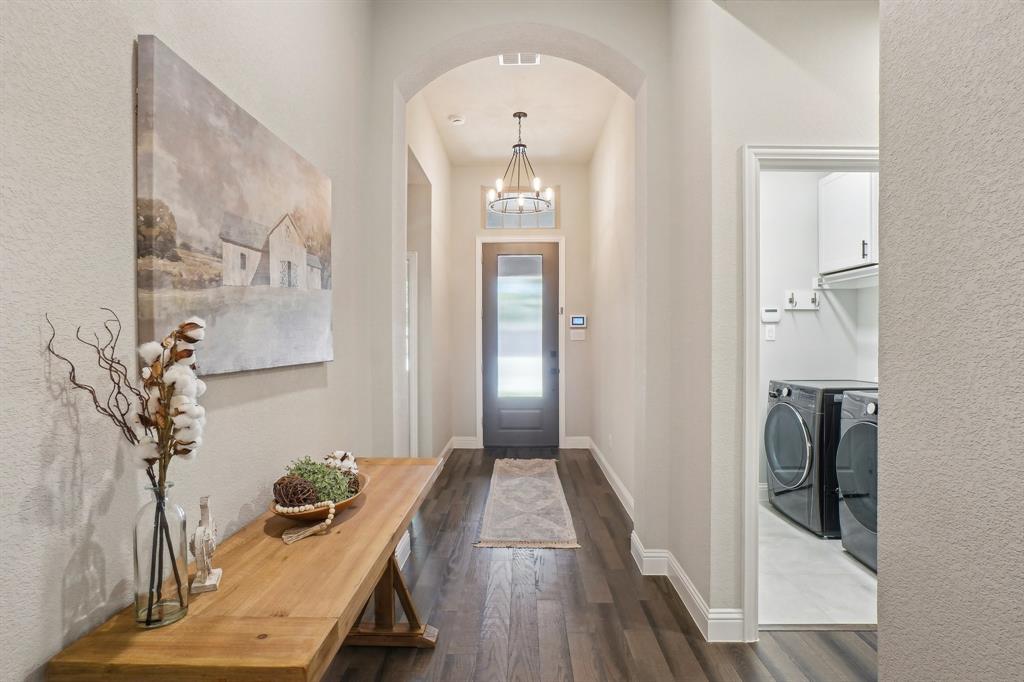7804 Lewisville Lane - Photo 5