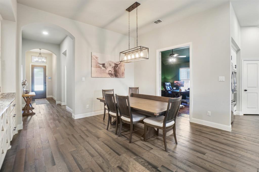 7804 Lewisville Lane - Photo 8