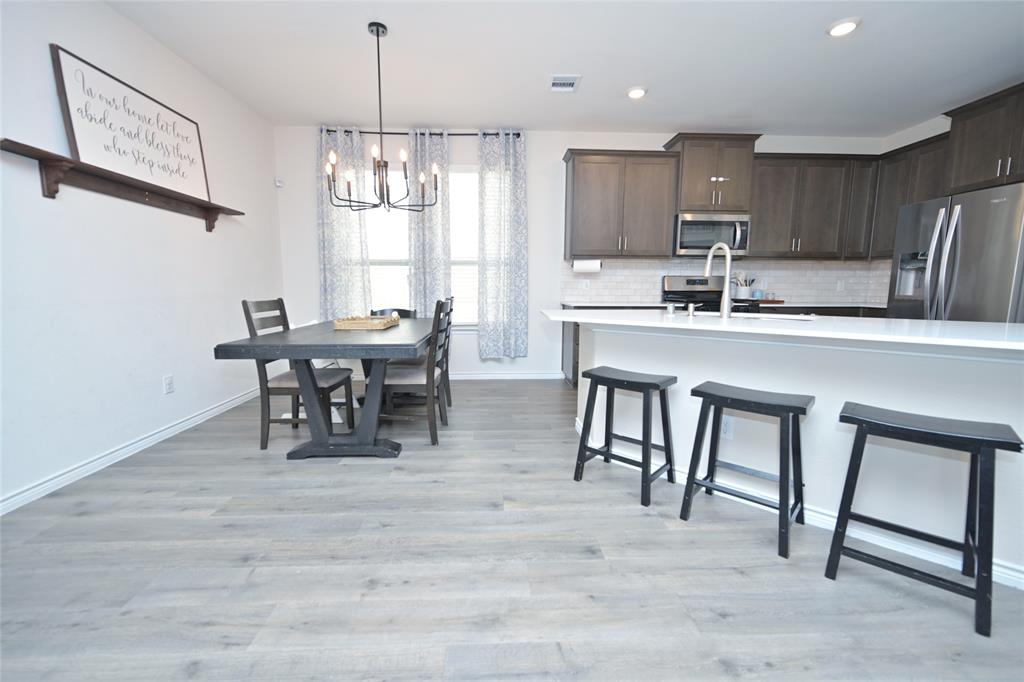 525 Liliana Lane - Photo 8