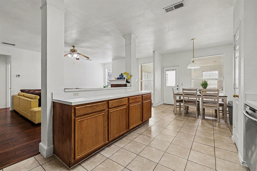 4616 Parkmount Drive - Photo 10