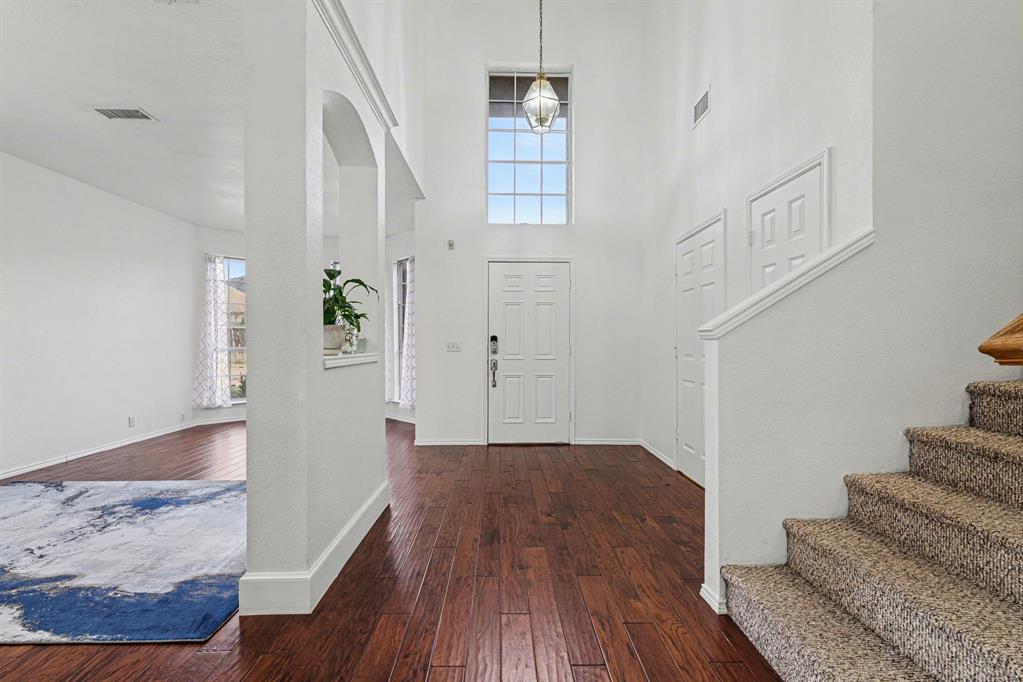 4616 Parkmount Drive - Photo 6