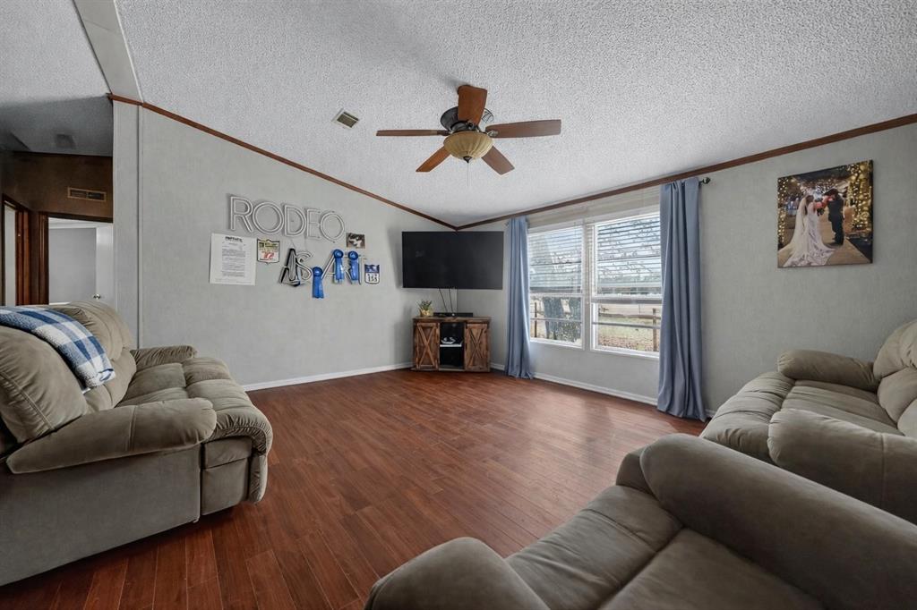 743 VZ County Road 4222 - Photo 13