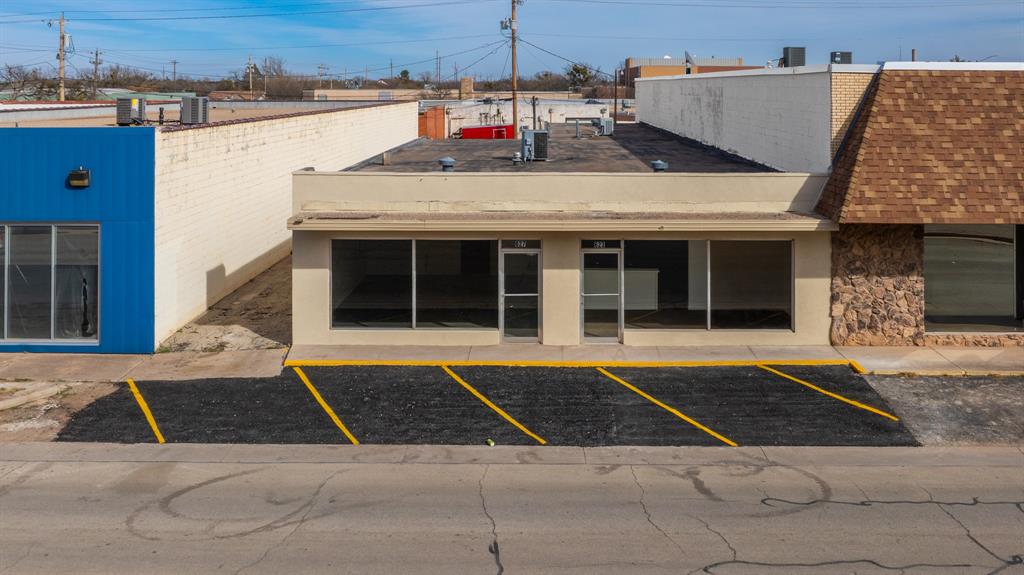 627 - 623 Pine Street - Photo 1