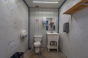 4610 E Highway 199 - Photo 25