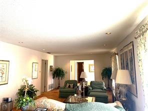 316 E Spring Street - Photo 15