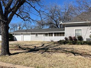 316 E Spring Street - Photo 3