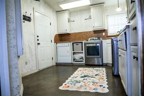 917 East Street - Photo 17