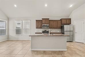 905 Falcon Road - Photo 8