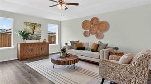 403 English Oak Drive - Photo 4