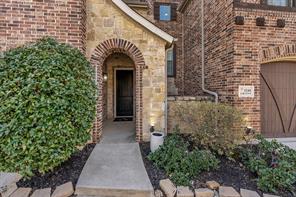1244 Grant Avenue - Photo 2