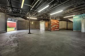 513 Martin Luther King Jr Boulevard - Photo 2