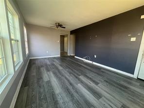 3520 Colcord Avenue - Photo 3