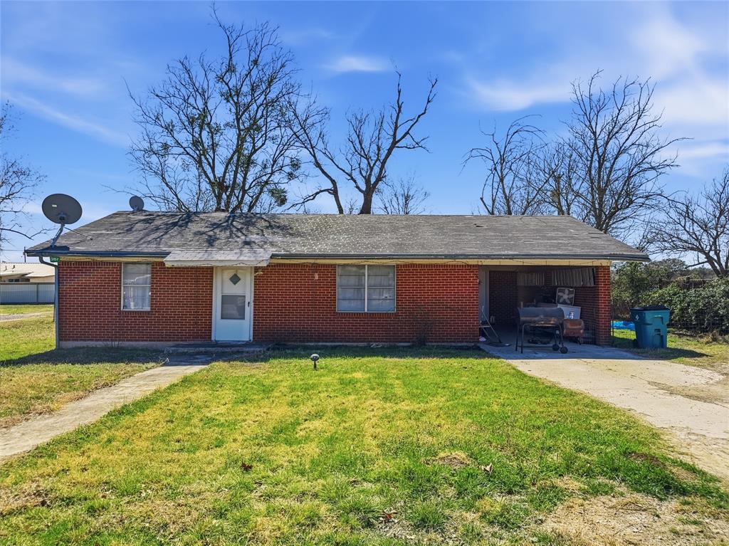 367 W Allen Street - Photo 1