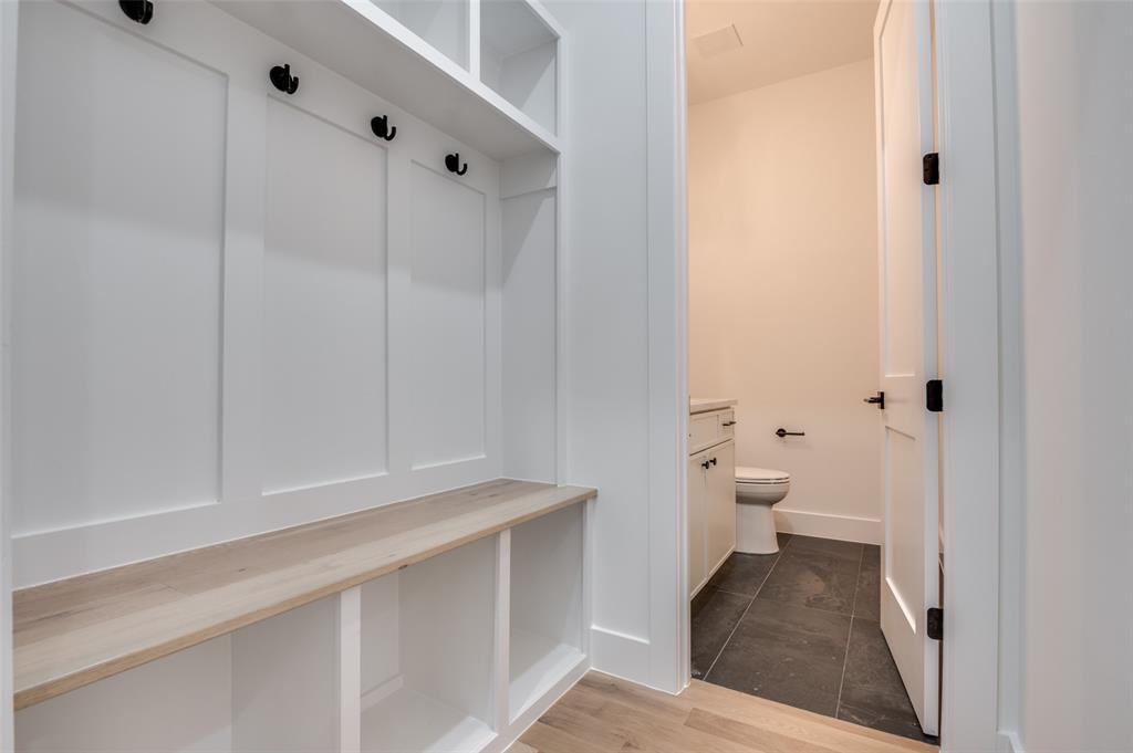 514 S Glasgow Drive - Photo 4