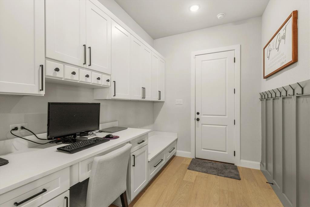 711 Lexington Lane - Photo 10