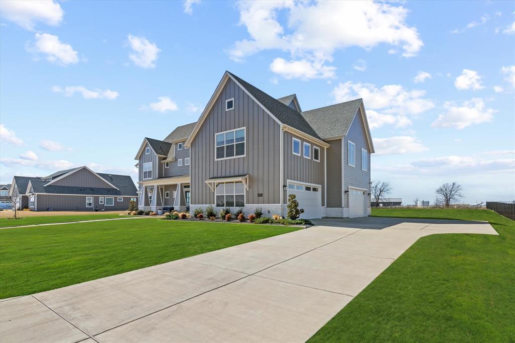 711 Lexington Lane - Photo 3