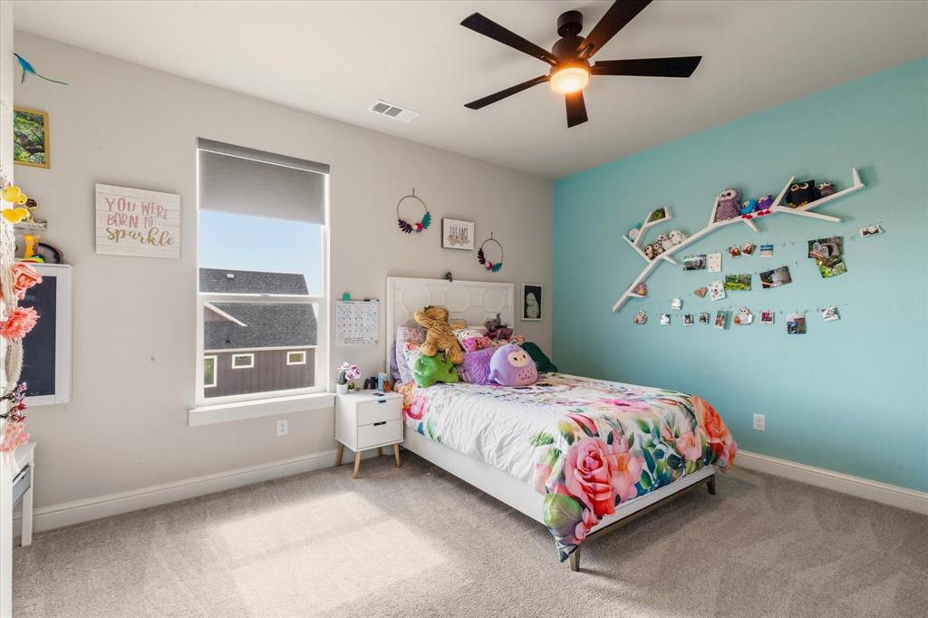 711 Lexington Lane - Photo 32