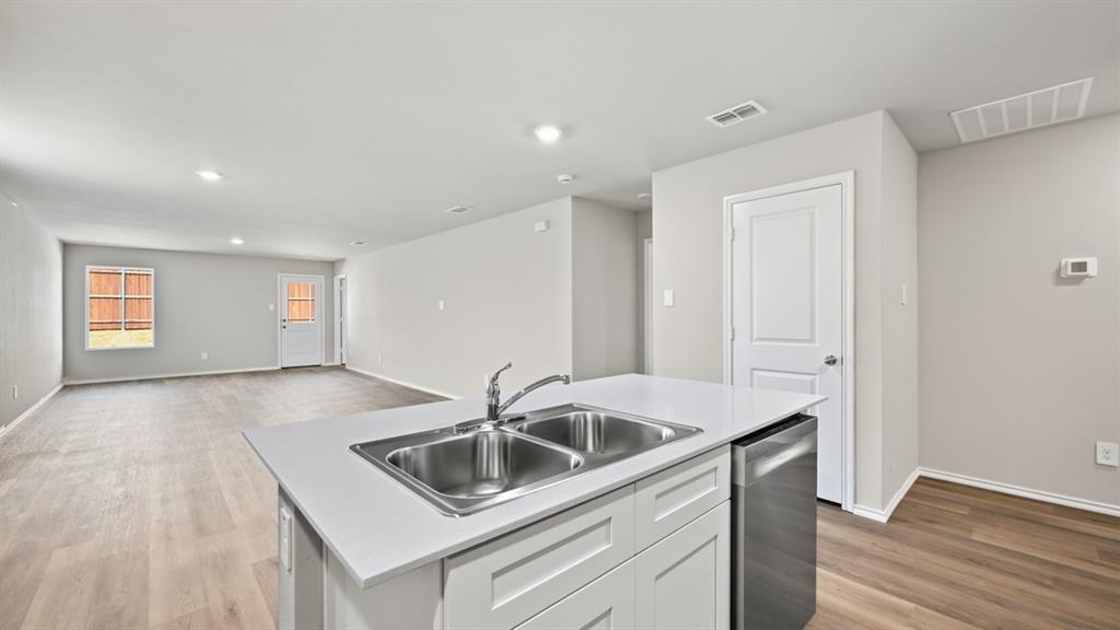 4152 WOODHILL BEND Drive - Photo 9