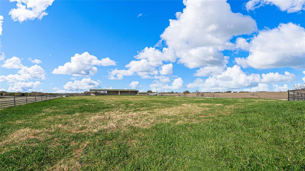2820 Talbert Ranch Road - Photo 32