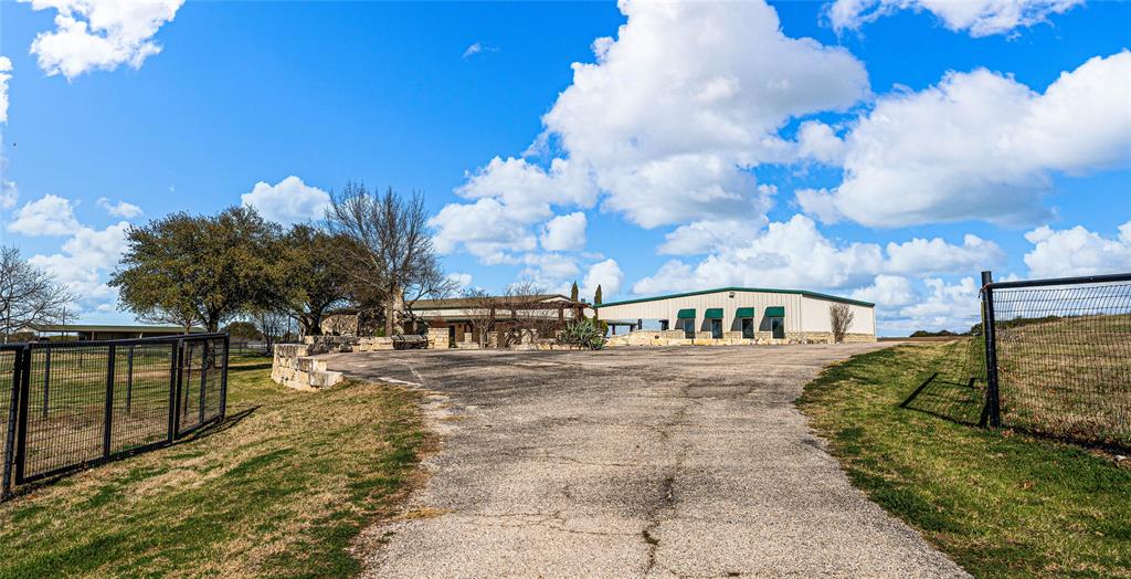 2820 Talbert Ranch Road - Photo 4