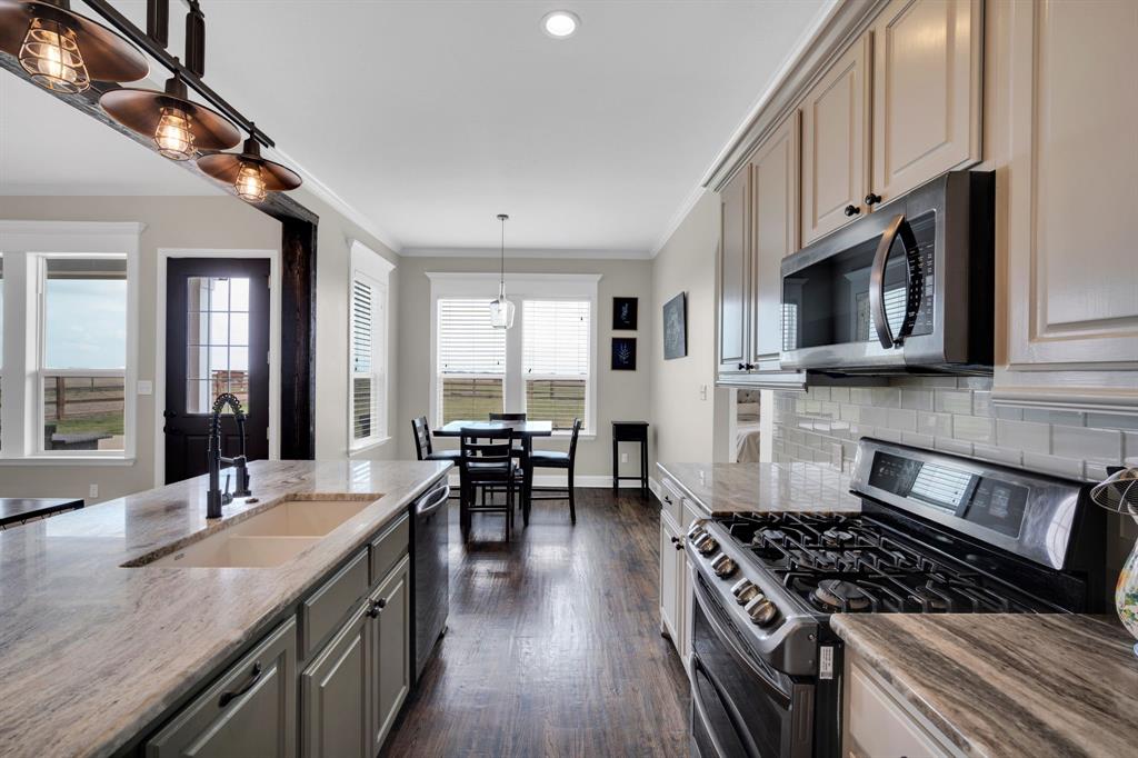 360 Forreston Road - Photo 16
